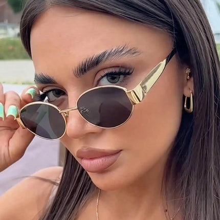 1pc Oval Shaped Small Fashion Women Fashion Glasses INS Street Fashion Vintage Fashion Glasses Metal Frame Black Fashion Glasses