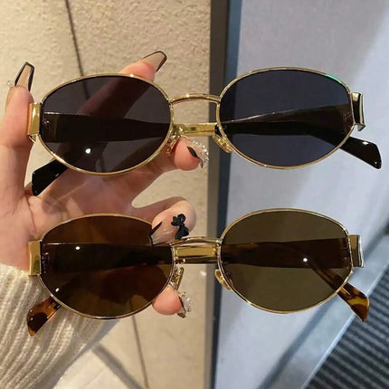 1pc Oval Shaped Small Fashion Women Fashion Glasses INS Street Fashion Vintage Fashion Glasses Metal Frame Black Fashion Glasses
