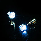 1 pcs / white earring / United States