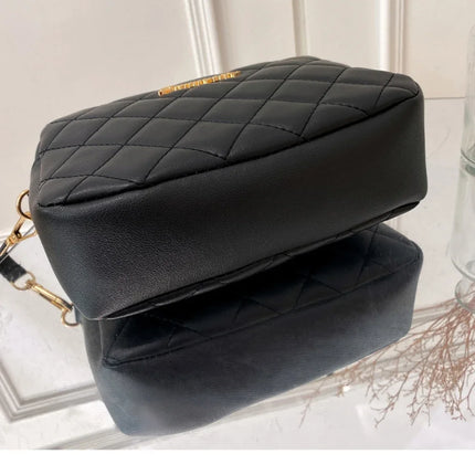 2026 tassel women's small crossbody bag trend diamond grid embroidery camera women's shoulder bag fashion chain crossbody bag